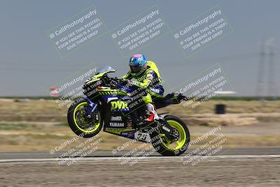 media/Aug-03-2025-TrackDaz (Sun) [[bf4a71acf9]]/A Group/12pm (Wheelie Bump)/